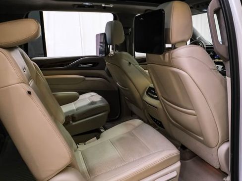 Used 2021 Cadillac Escalade ESV Sport Platinum RWD image 37