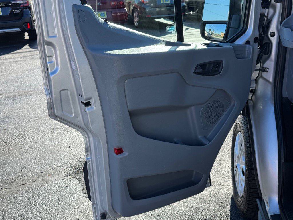 Used 2016 Ford Transit 350 XLT RWD image 13
