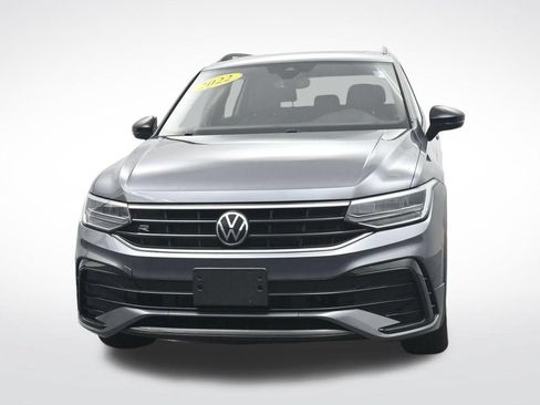 Used 2022 Volkswagen Tiguan SE R-Line AWD/4WD image 2