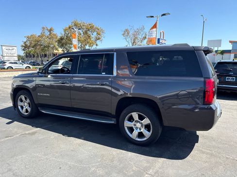Used 2017 Chevrolet Suburban Premier RWD image 17
