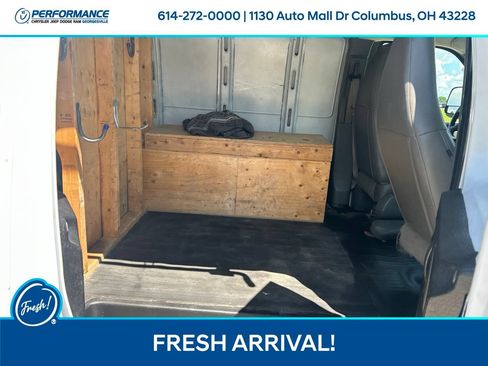 Used 2018 Chevrolet Express 2500 Extended RWD image 14