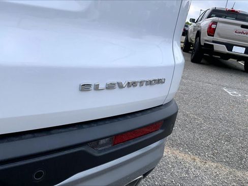 New 2026 GMC Acadia Elevation FWD image 15
