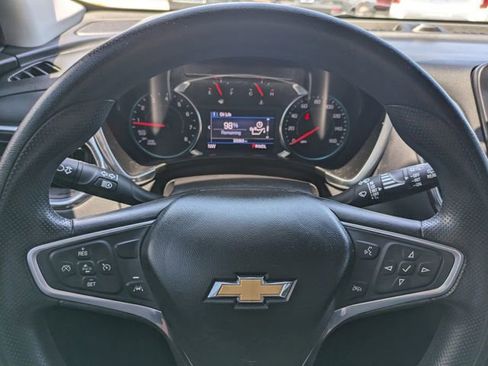 Used 2022 Chevrolet Equinox LT FWD image 25