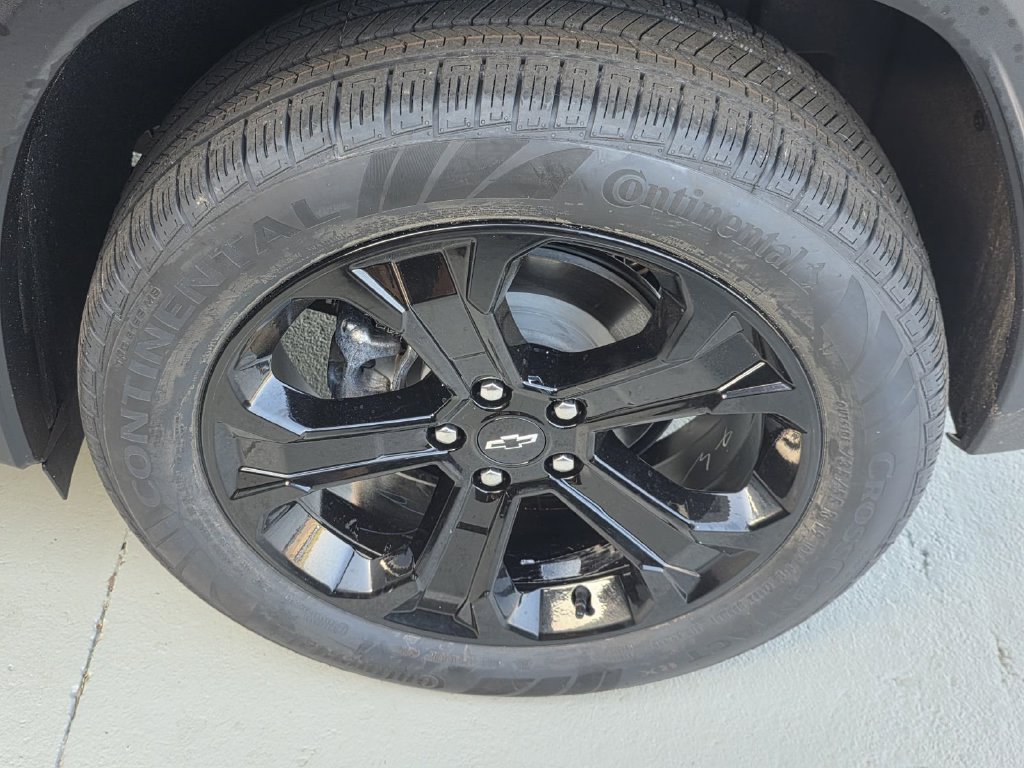 Used 2026 Chevrolet Equinox LT w/ Convenience Package II FWD image 33