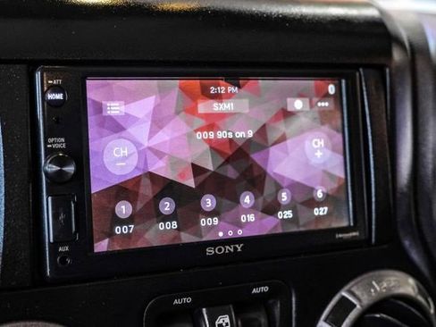 Used 2013 Jeep Wrangler Unlimited Sport image 26