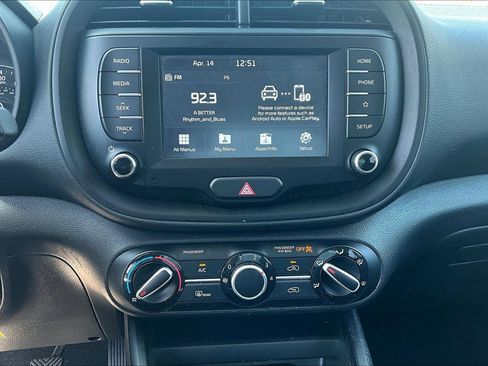 Used 2021 Kia Soul LX FWD image 13