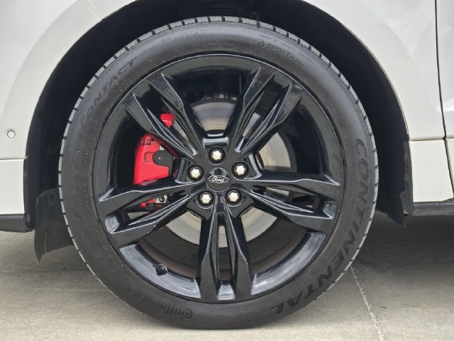 Used 2020 Ford Edge ST w/ Equipment Group 401A AWD/4WD image 11