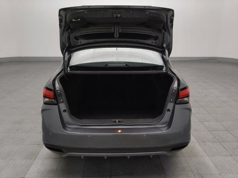 Used 2024 Nissan Versa S w/ S Plus Package image 29