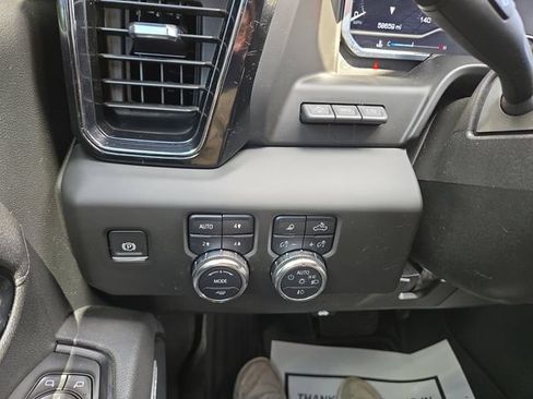 Used 2025 GMC Sierra 3500 AT4 w/ AT4 Premium Plus Package AWD/4WD image 23