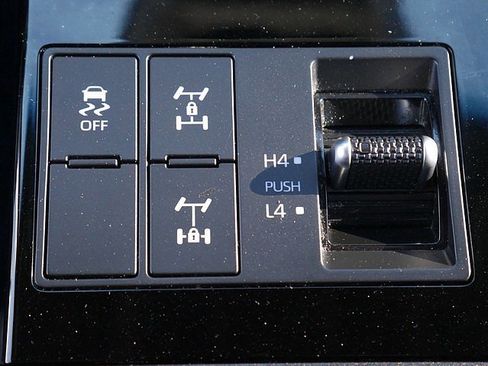 Used 2025 Toyota Land Cruiser 1958 image 39