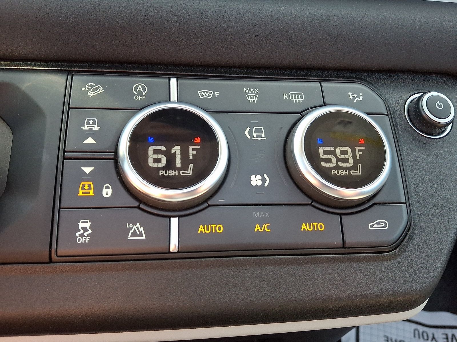 Used 2021 Land Rover Defender 90 First Edition AWD/4WD image 15