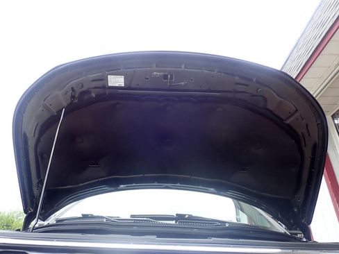 Used 2017 Ford Explorer XLT w/ Equipment Group 202A image 39