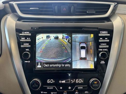 Used 2015 Nissan Murano Platinum w/ Platinum Technology Package FWD image 14