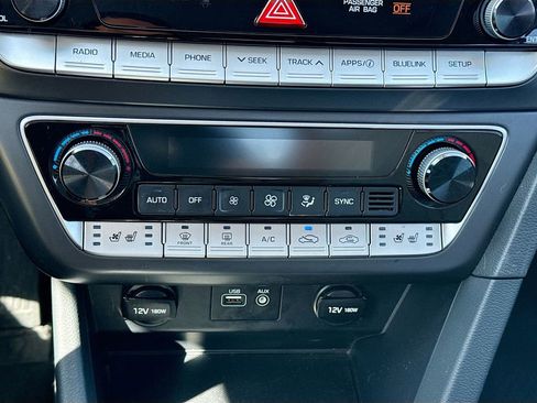 Used 2018 Hyundai Sonata Limited image 18