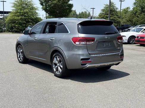 Used 2017 Kia Sorento SX FWD image 4