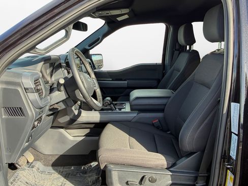 Used 2025 Ford F150 XLT w/ Equipment Group 302A MID image 9