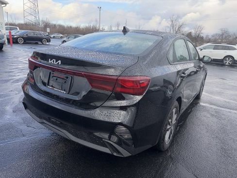 Used 2024 Kia Forte LXS image 7