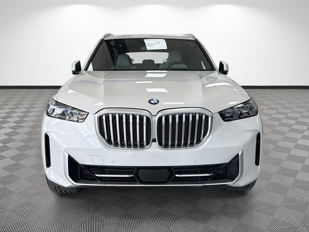 Used 2026 BMW X5 xDrive40i AWD/4WD image 2