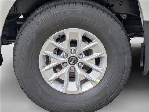 New 2026 Nissan Frontier S image 9