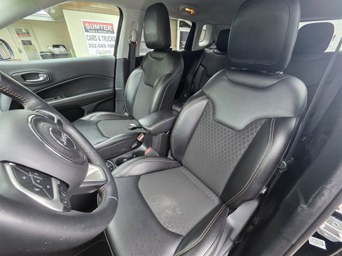 Used 2018 Jeep Compass Latitude image 14