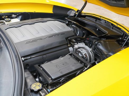 Used 2014 Chevrolet Corvette Stingray Coupe w/ 2LT Preferred Equipment Group RWD image 31