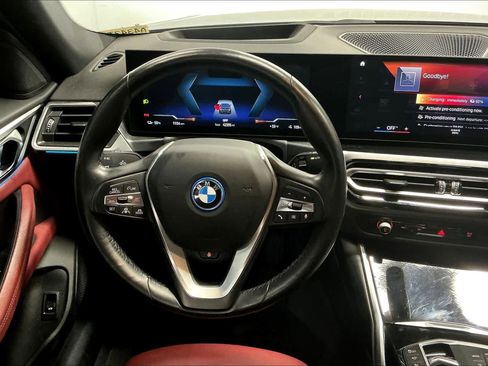 Used 2023 BMW i4 eDrive40 image 8