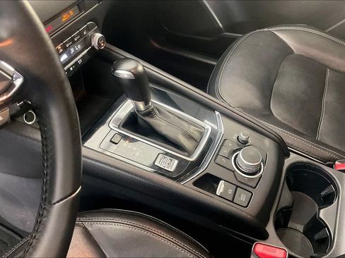 Used 2025 MAZDA CX-5 AWD 2.5 S w/ Preferred Package image 16