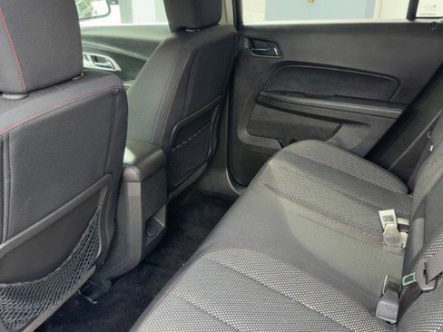 Used 2017 Chevrolet Equinox LT AWD/4WD image 11