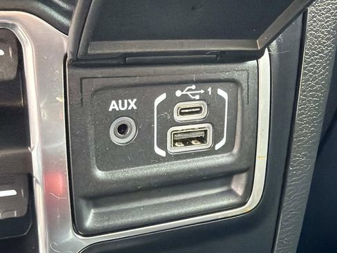 Used 2022 Jeep Gladiator Sport AWD/4WD image 28