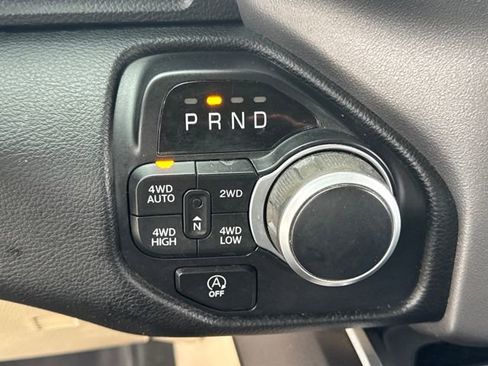 Used 2021 RAM 1500 Big Horn image 25