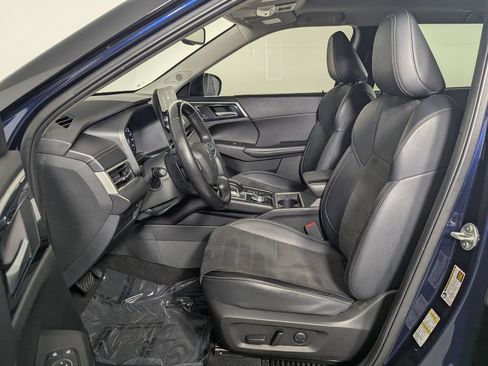 Used 2024 Mitsubishi Outlander SE FWD image 14