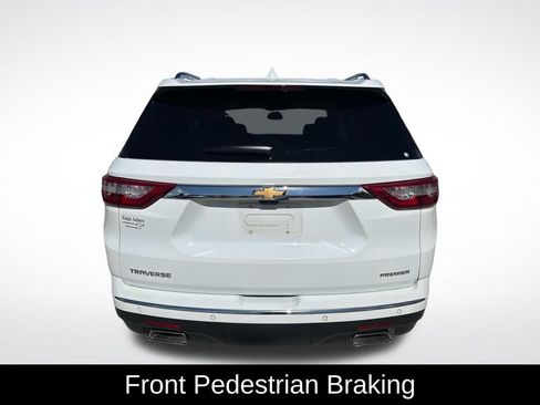 Used 2019 Chevrolet Traverse Premier w/ Driver Confidence II Package FWD image 9