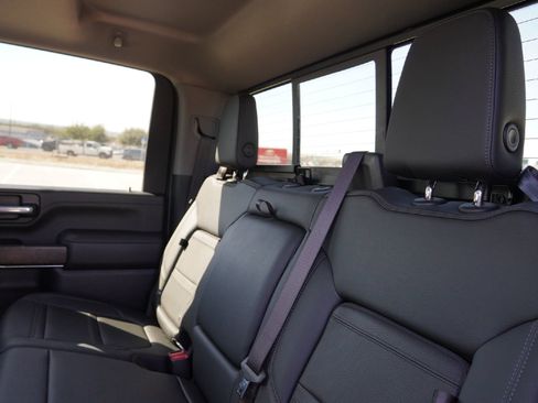 Used 2023 GMC Sierra 2500 Denali w/ Denali Ultimate Package image 36