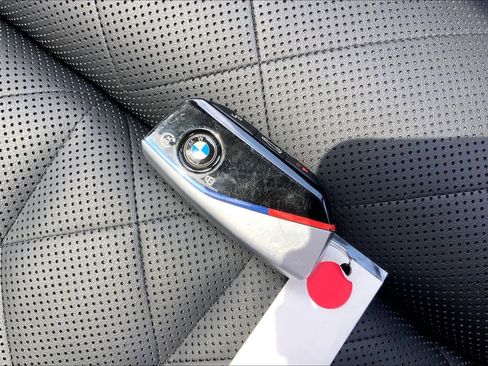 Used 2025 BMW X5 sDrive40i w/ M Sport Package RWD image 14