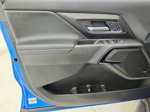 Used 2025 Chevrolet Silverado EV RST image 38