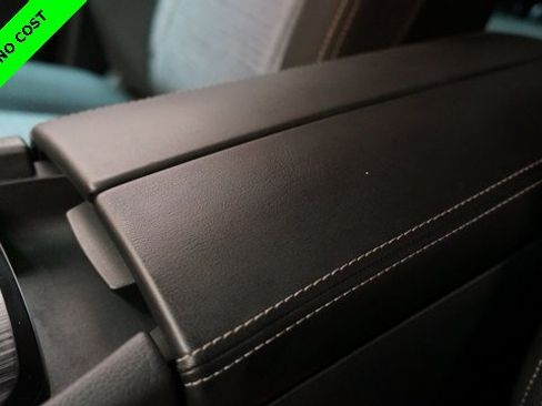 Used 2022 Nissan Rogue S image 21