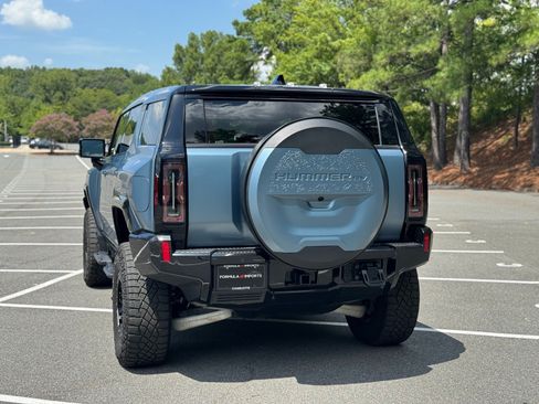 Used 2024 GMC Hummer EV 3X w/ Omega Edition AWD/4WD image 9