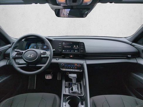 New 2026 Hyundai Elantra SEL Sport Premium image 18