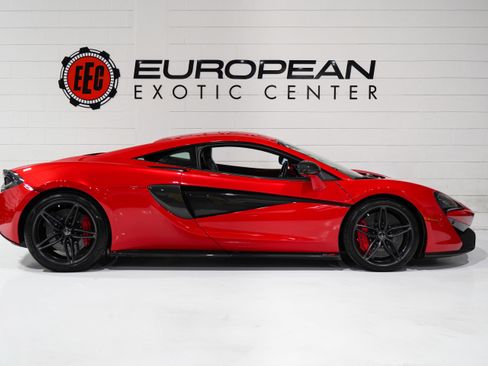 Used 2017 McLaren 570S Coupe RWD image 7