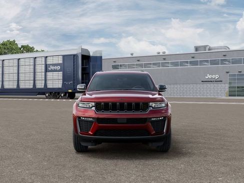 New 2026 Jeep Grand Cherokee Limited RWD image 6