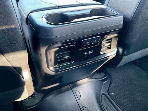 Used 2023 GMC Sierra 1500 AT4 w/ AT4 Preferred Package image 27