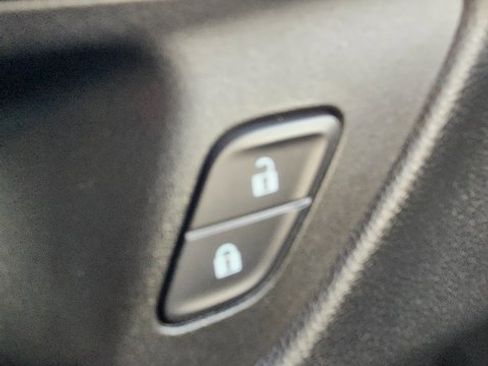 Used 2024 Chevrolet TrailBlazer LT w/ Driver Confidence Package image 33