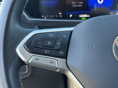 Used 2023 Volkswagen Tiguan S image 14