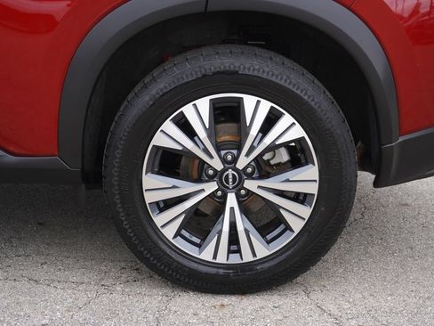 Used 2023 Nissan Rogue SV AWD/4WD image 11
