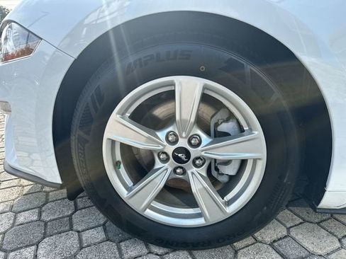Used 2023 Ford Mustang Coupe RWD image 11