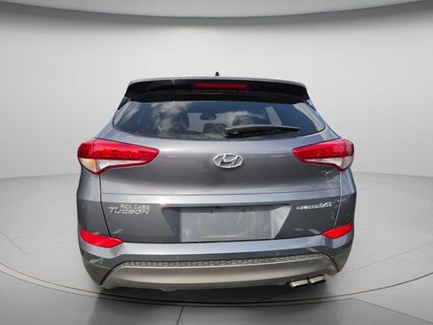 Used 2016 Hyundai Tucson Limited w/ Option Group 03 FWD image 6