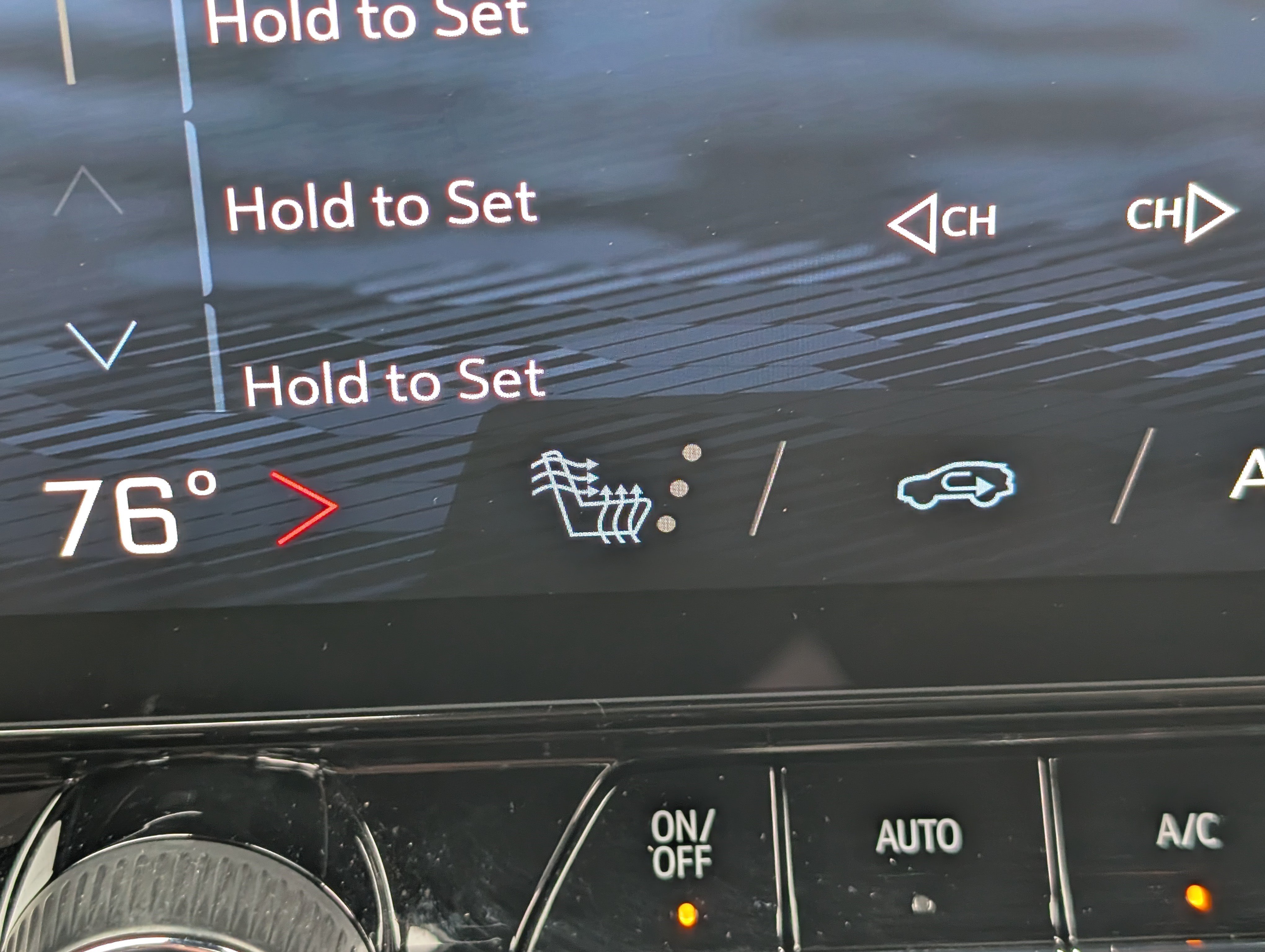 Used 2024 Chevrolet Blazer EV LT AWD/4WD image 33