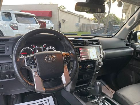 Used 2023 Toyota 4Runner SR5 Premium image 13