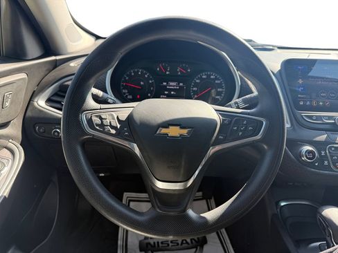 Used 2023 Chevrolet Malibu LT w/ Driver Confidence Package FWD image 13