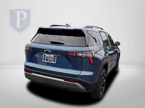 New 2026 Chevrolet Equinox LT w/ Convenience Package II AWD/4WD image 8